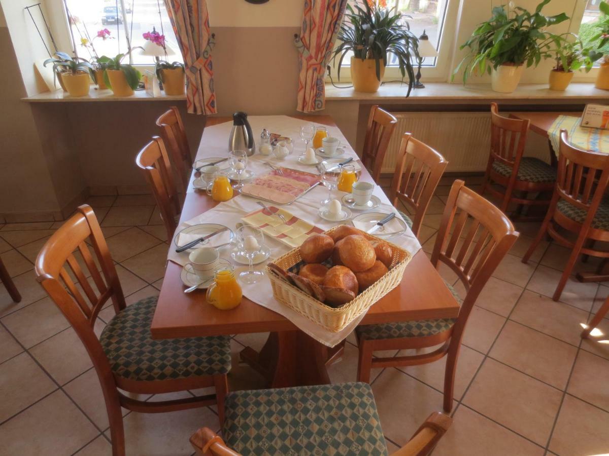Gasthaus - Kratz Wiltingen Buitenkant foto