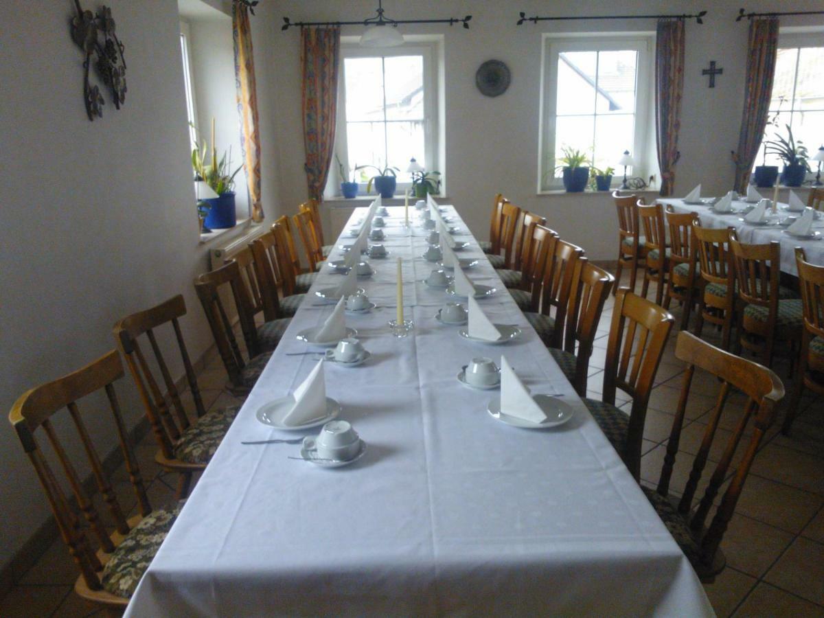Gasthaus - Kratz Wiltingen Buitenkant foto