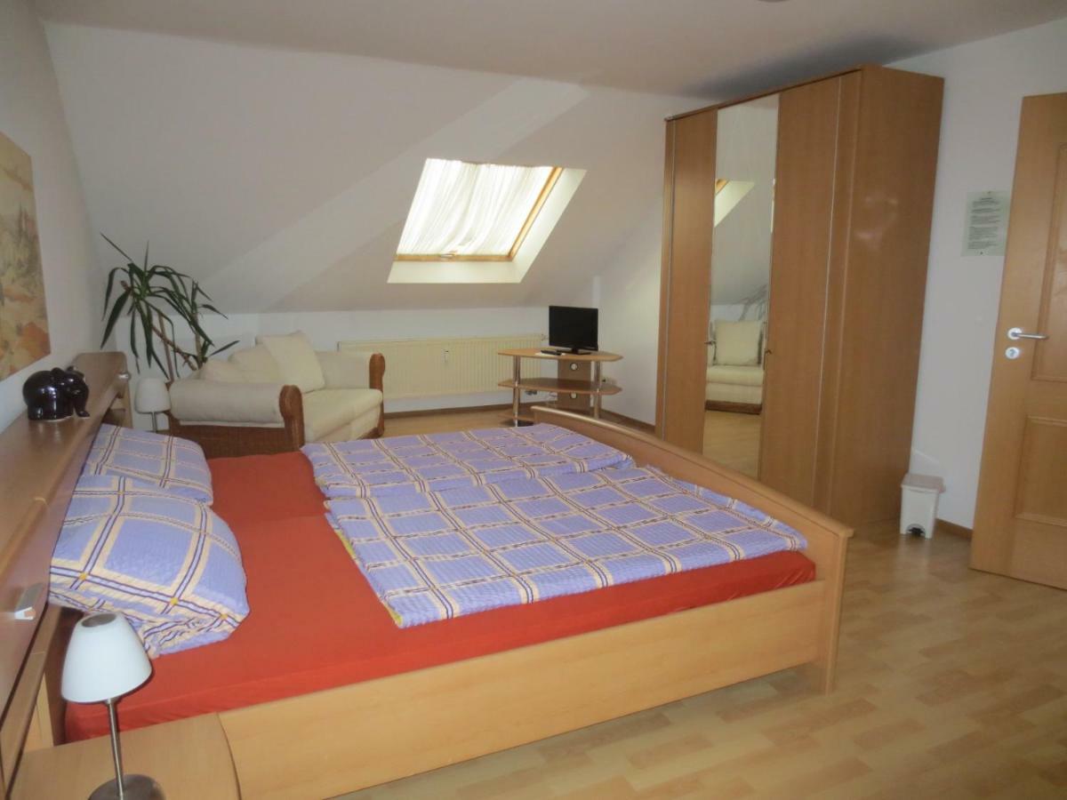 Gasthaus - Kratz Wiltingen Buitenkant foto