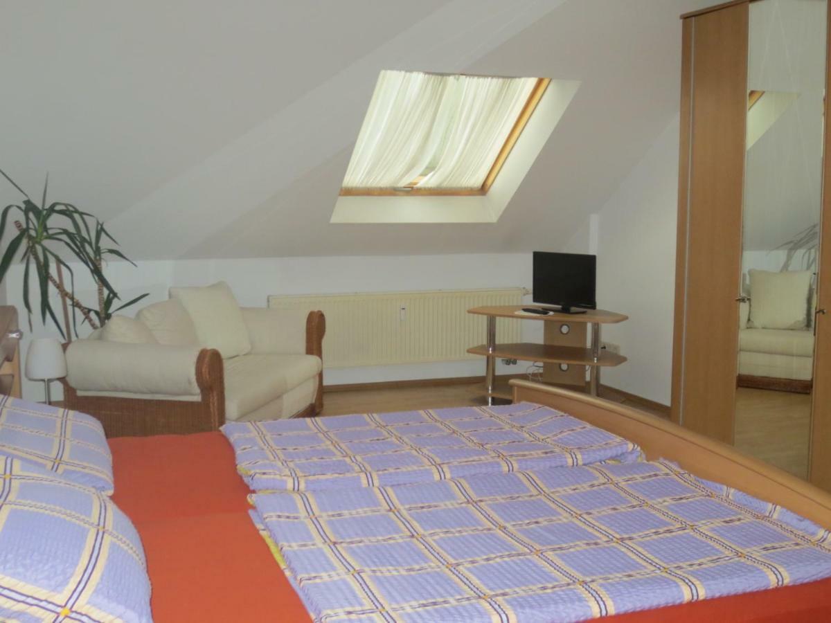 Gasthaus - Kratz Wiltingen Buitenkant foto