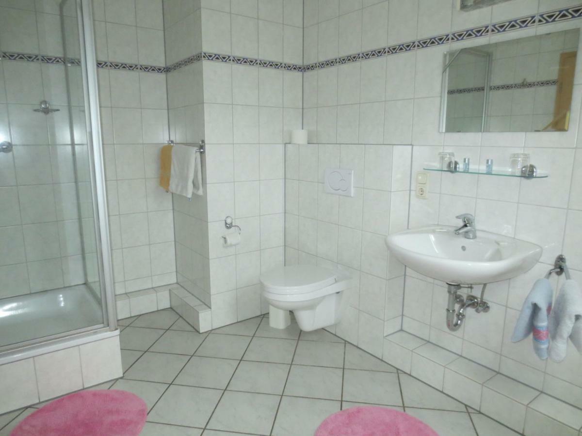 Gasthaus - Kratz Wiltingen Buitenkant foto